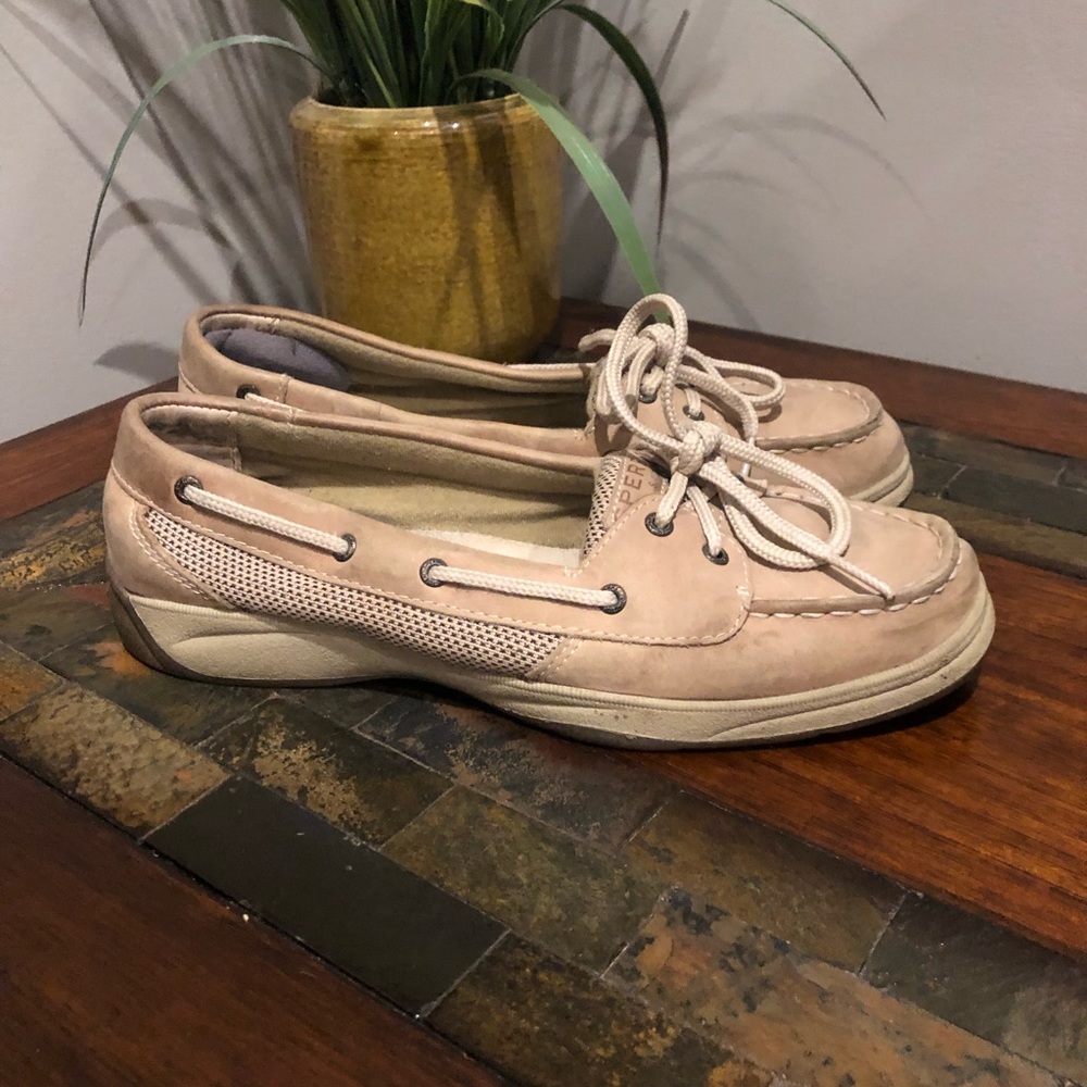 Women’s Sperry size 7.5 or kids 5.5